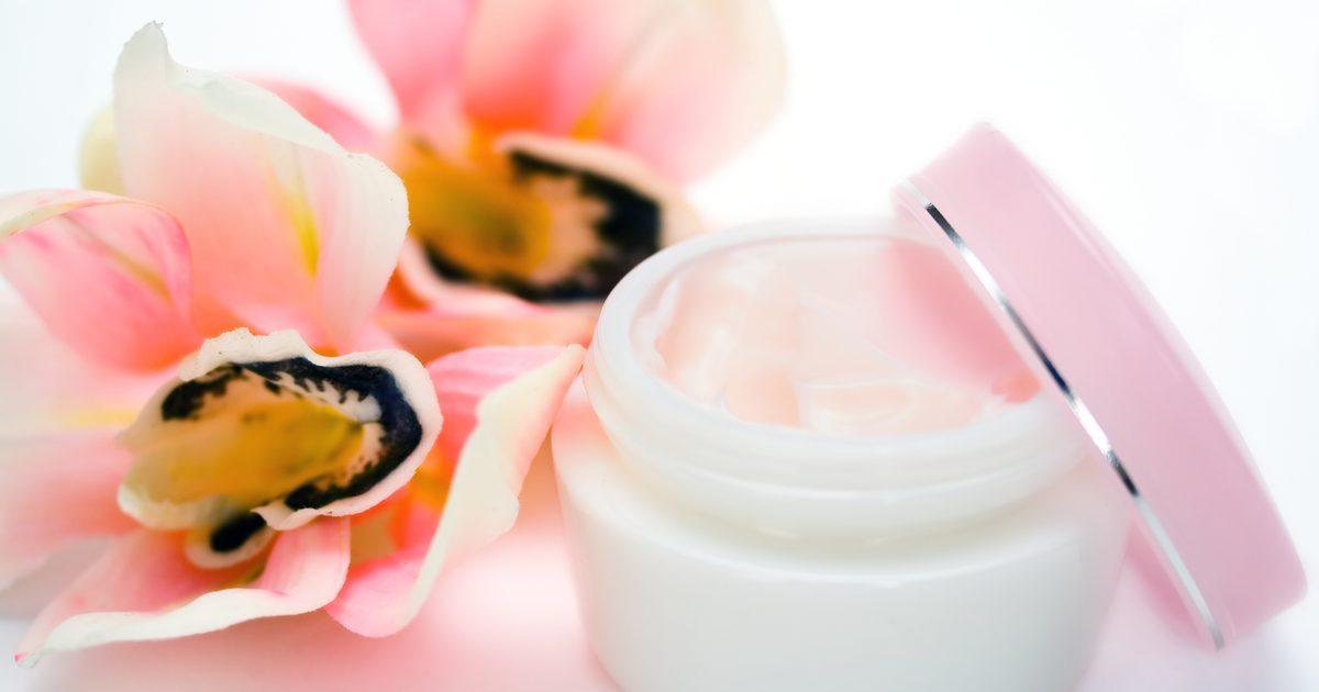 productos-cosmeticos-hechos-con-flores.jpg